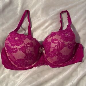 Vintage VICTORIA’S SECRET Fuchsia Lace Bra